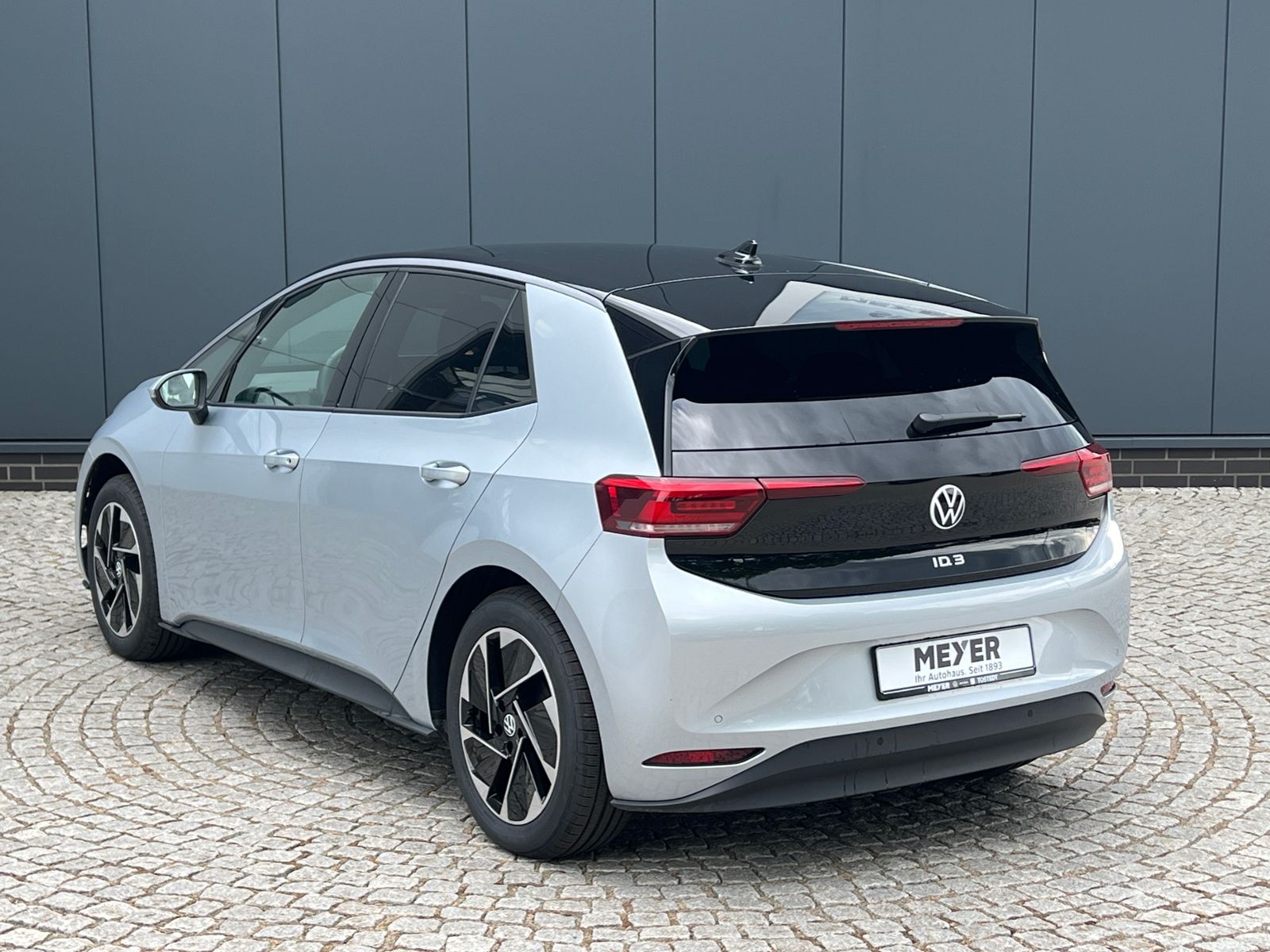 Fahrzeugabbildung Volkswagen ID.3 Pure 52 kWh *LED, Navi, ACC, Komfort-Paket*