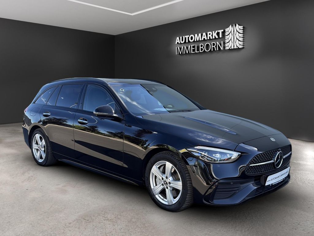 Mercedes-Benz C 300 — hlavná fotografia