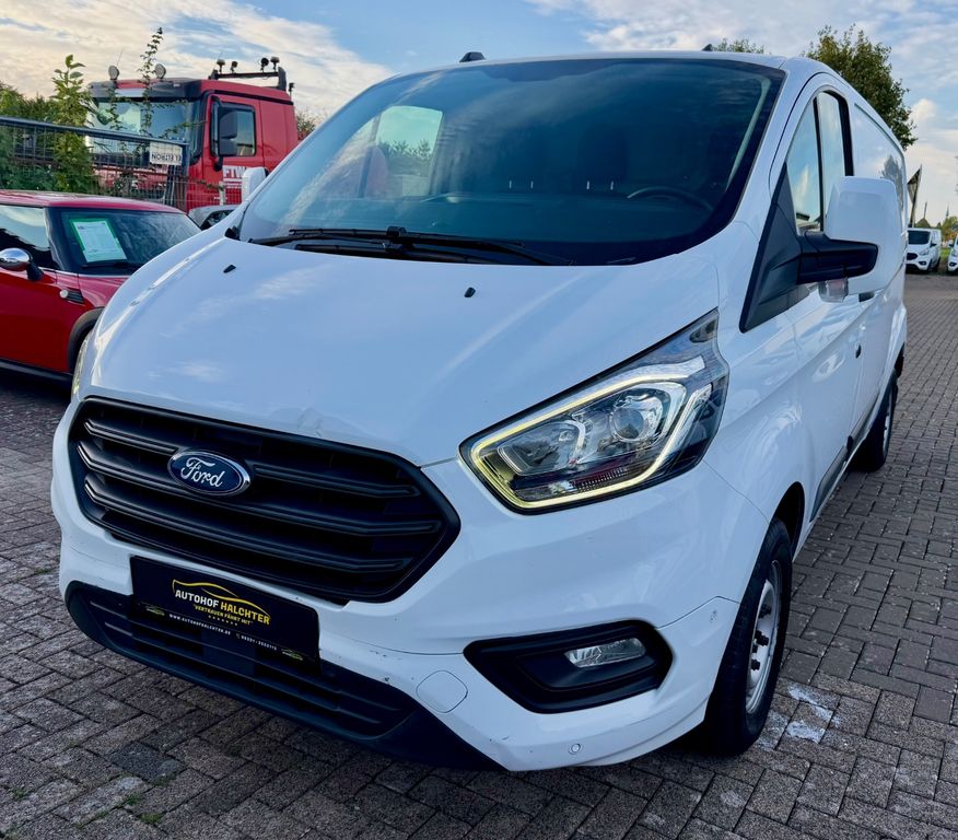 Image of Ford Transit Custom