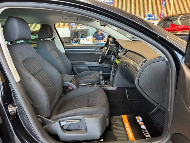 Skoda Superb Combi *1.HAND*KLIMA*SZHZ*ZV*BC*TÜVNEU*