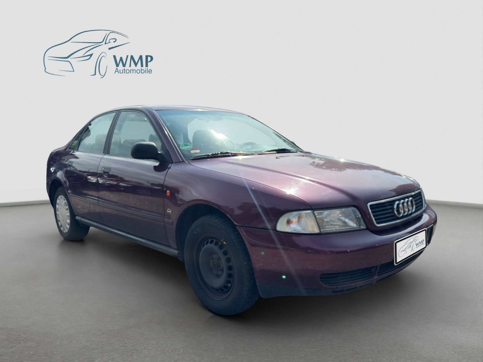 Fahrzeugabbildung Audi A4 Lim. 1.6 /Radio