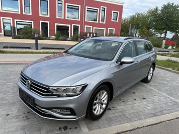 Volkswagen Passat Variant - 2