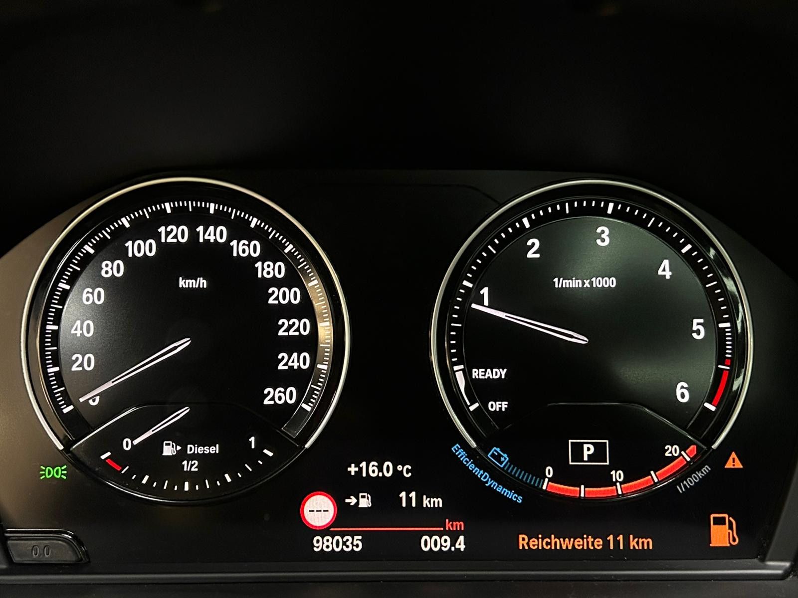 Fahrzeugabbildung BMW X2 20d M Sport M PAKET+SHADOW+PANO+HEAD+KAMER+19