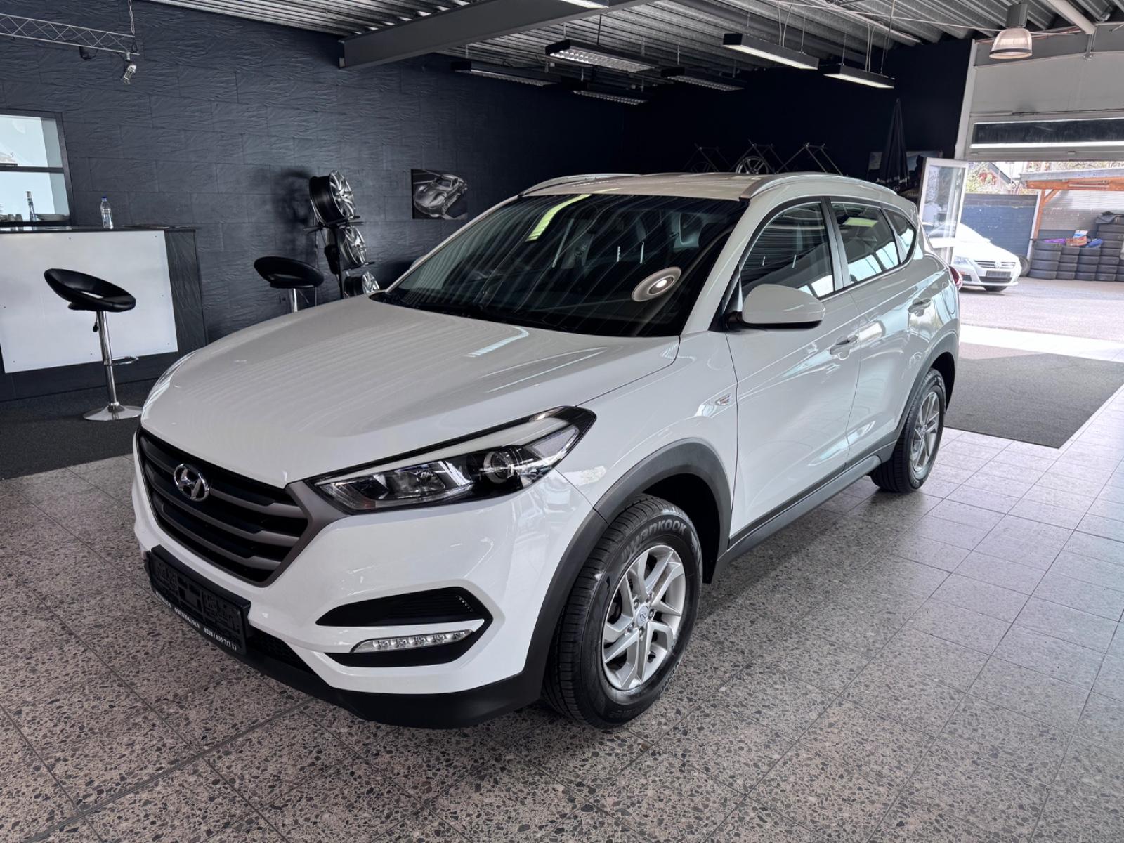 Hyundai Tucson 2WD*KAMERA*NAVI*SHZG*TEMPOMAT*8-FACH*