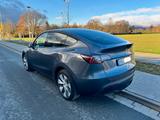 Tesla Model Y Long Range AWD, AHK, Winterräder, 1.Hd. - Tesla Model Y: Limousine