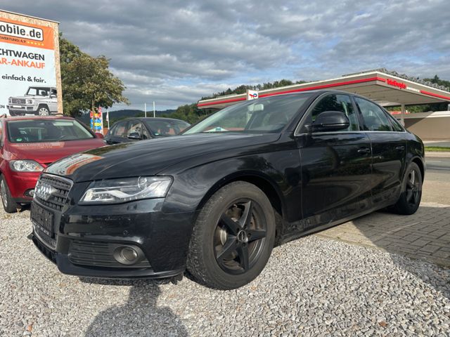 Audi A4 Lim. Attraction SHZ/Leder/Xenon/PDC/...