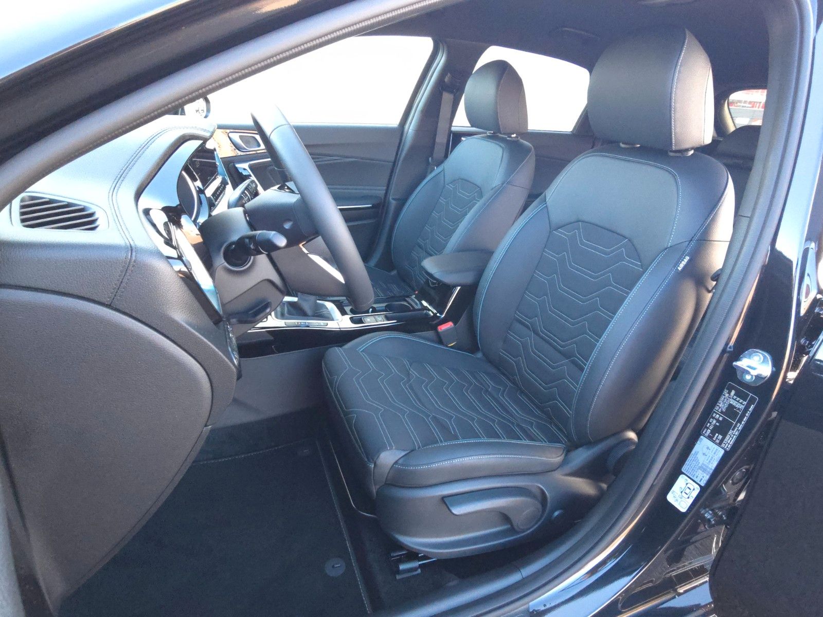 Fahrzeugabbildung Kia Ceed_5 1.0T 100 Nightline STD Navi Kamera