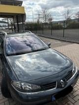 Renault Laguna 1. Hand, TÜV neu, 8-fach b... - Renault Laguna: 1.8