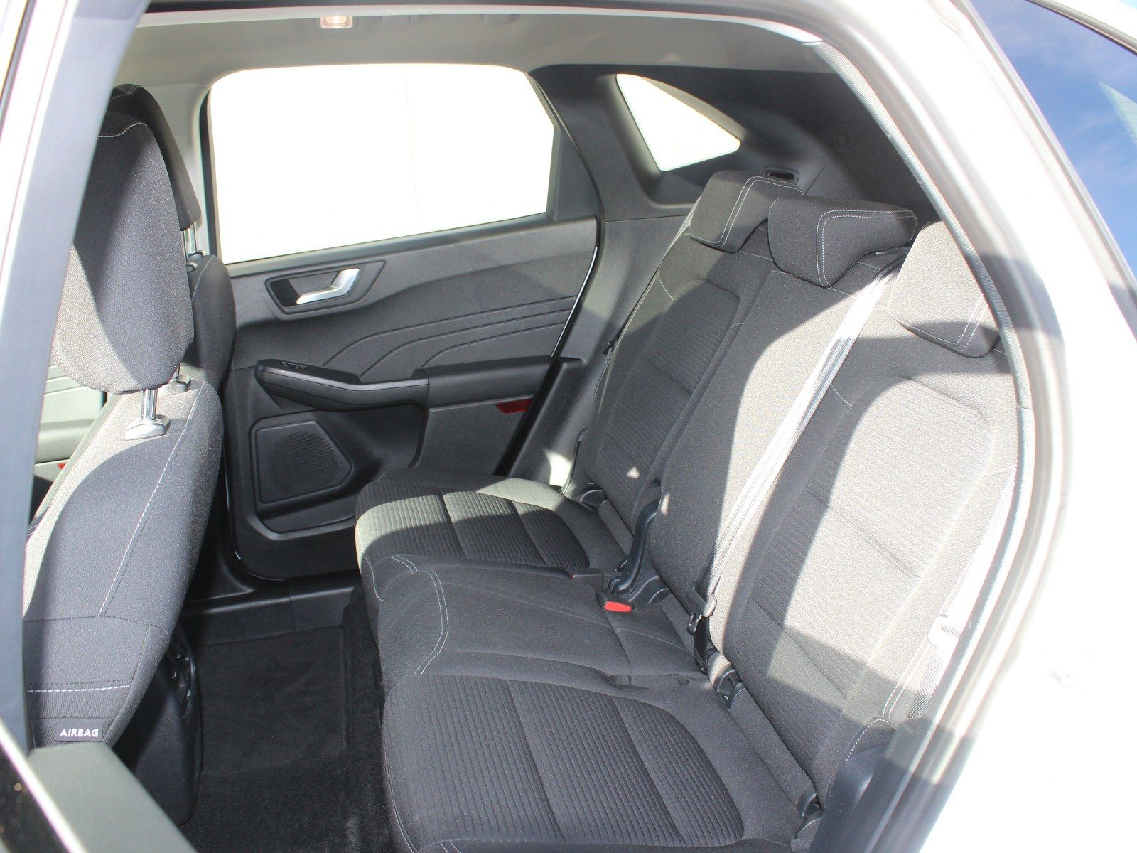 Fahrzeugabbildung Ford Kuga Plug-In Hybrid Titanium 2,5 Duratec