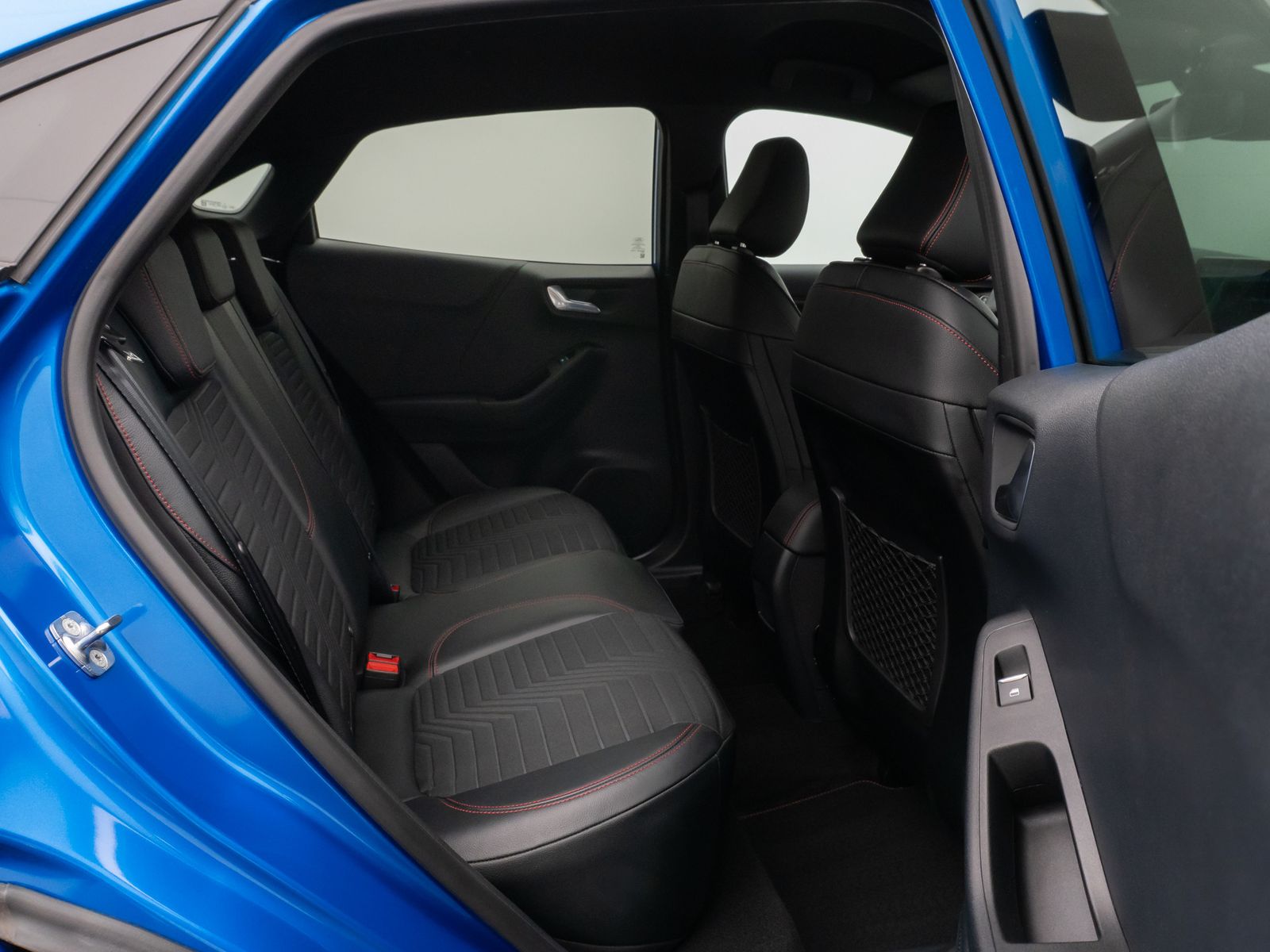 Fahrzeugabbildung Ford Puma ST-Line X Kamera DAB B&O Apple AHK ACC LED