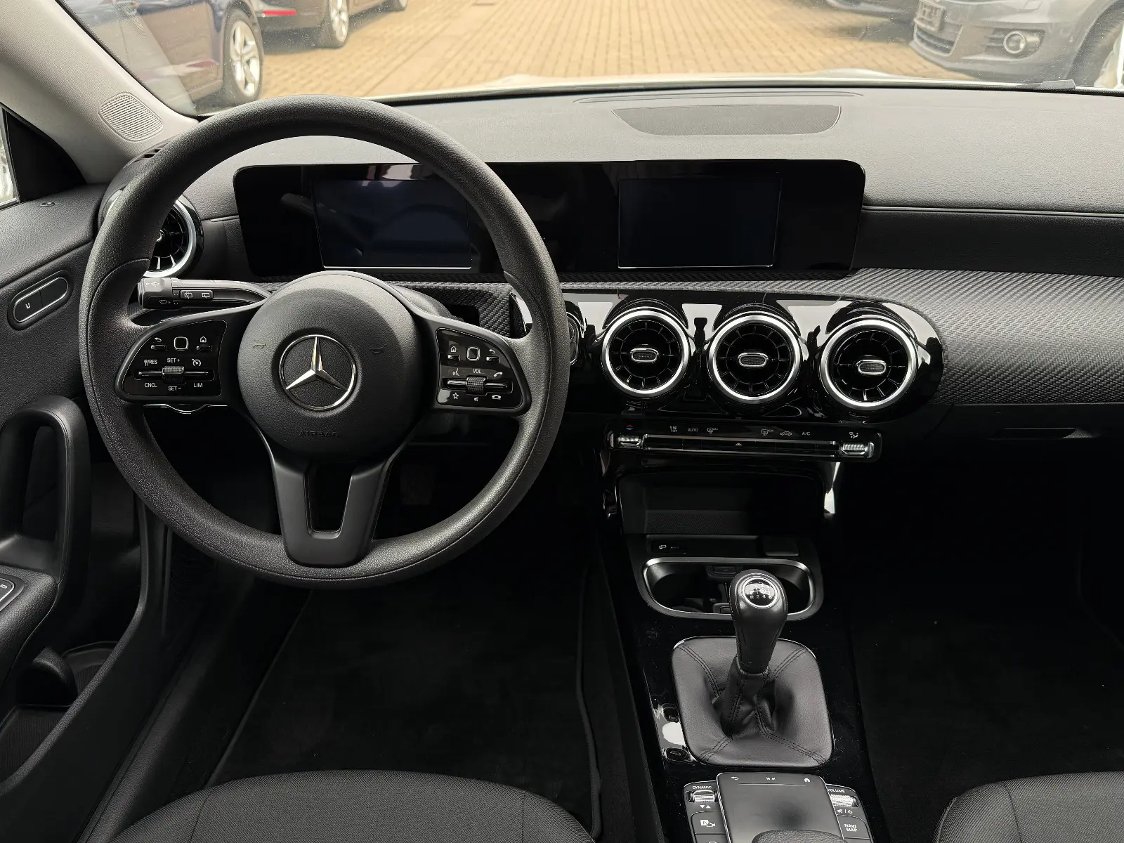 Mercedes-Benz CLA 180d SB, LED, TÜV neu, Reifen neu, миниатюра 16