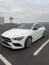 Mercedes-Benz AMG-Line | Panoramadach | Ambiente Beleuchtung - Mercedes-Benz CLA 200 in Mönchengladbach
