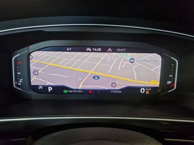 Tiguan 2.0 TDI DSG 4M ELEGANCE IQ.LIGHT+AHK+RFK+