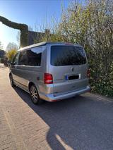 Volkswagen T5 California - graue Volkswagen T5 California