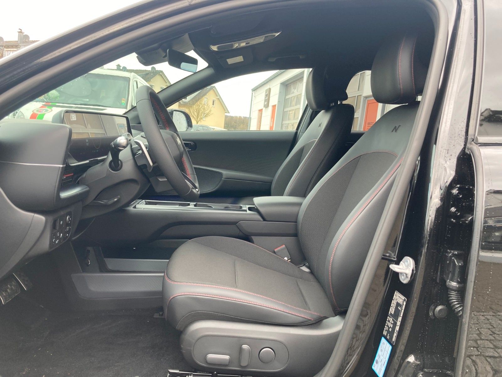 Hyundai IONIQ 6 – Bild 6