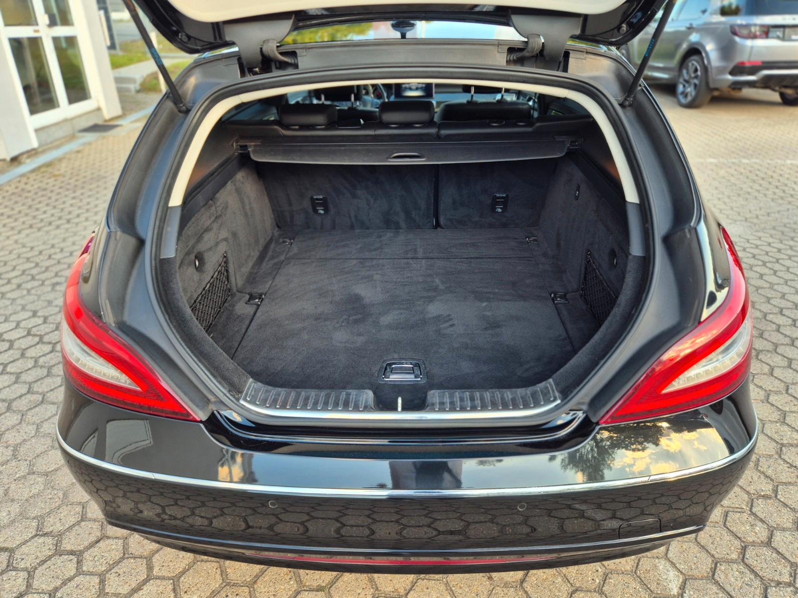 Mercedes-Benz CLS 350d Shooting Brake Multibeam 19" AMG 360°