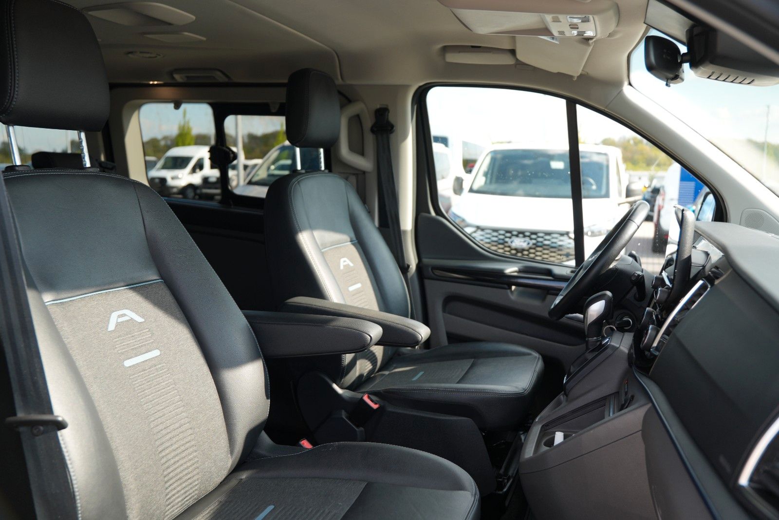 Ford Tourneo Custom Active 2.0 TDCi L1 AHK Bi-Xenon foto 19