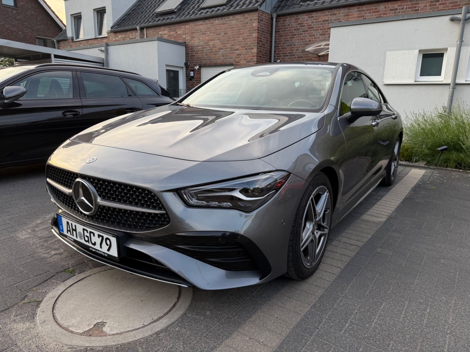MERCEDES-BENZ CLA 200 Coupé AMG line Sport LED Alcantara Amb.
