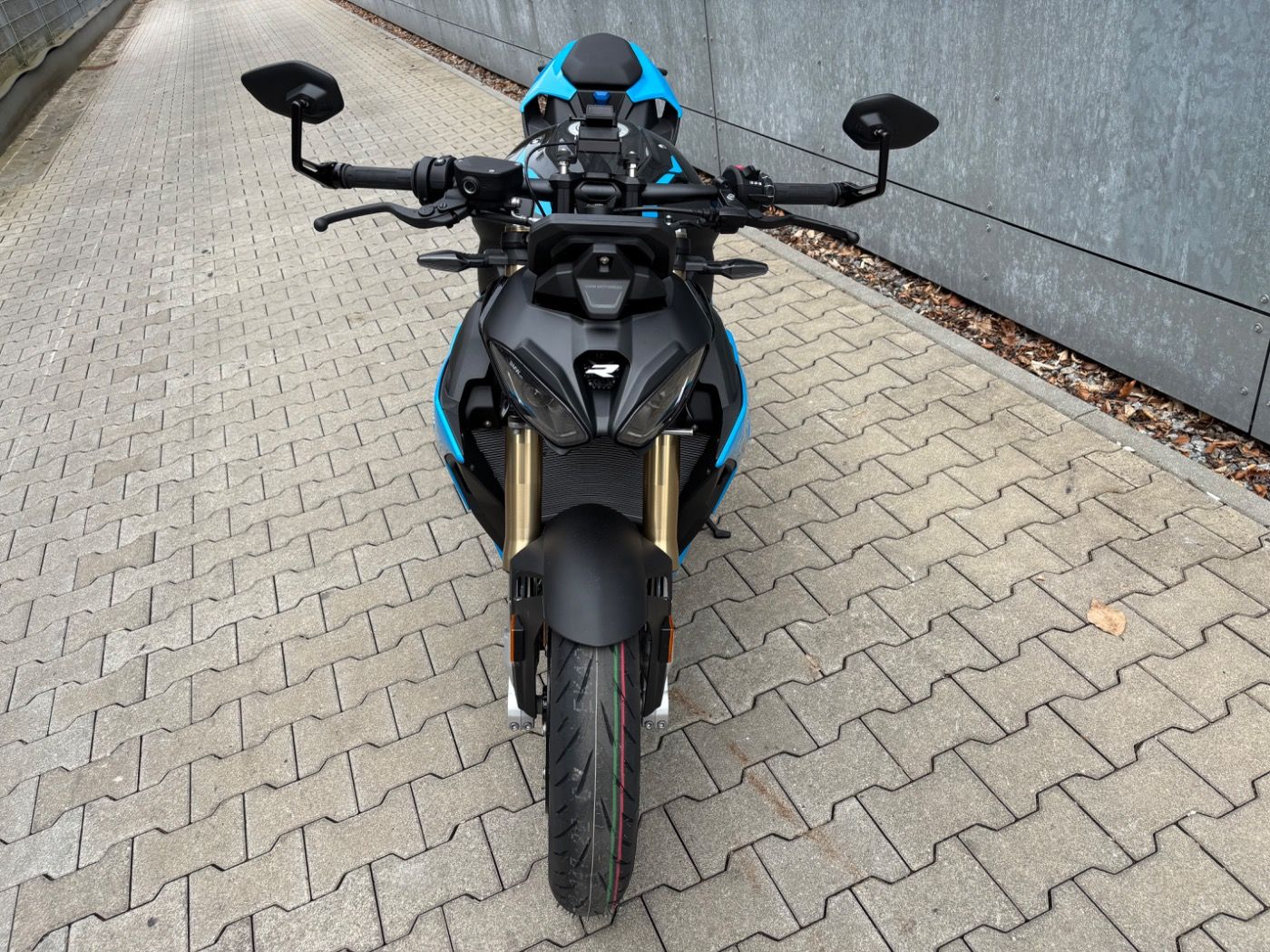Fahrzeugabbildung BMW S 1000 R Style Sport 2 Pakete