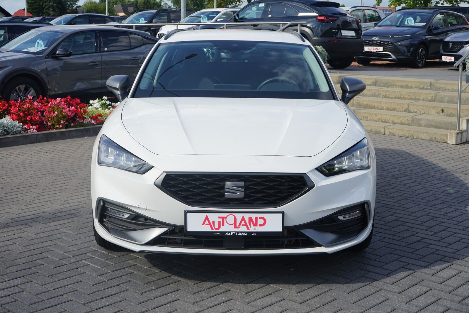 Seat Leon ST 1.4 e-Hybrid DSG FR LED Navi Teilleder imagem 3