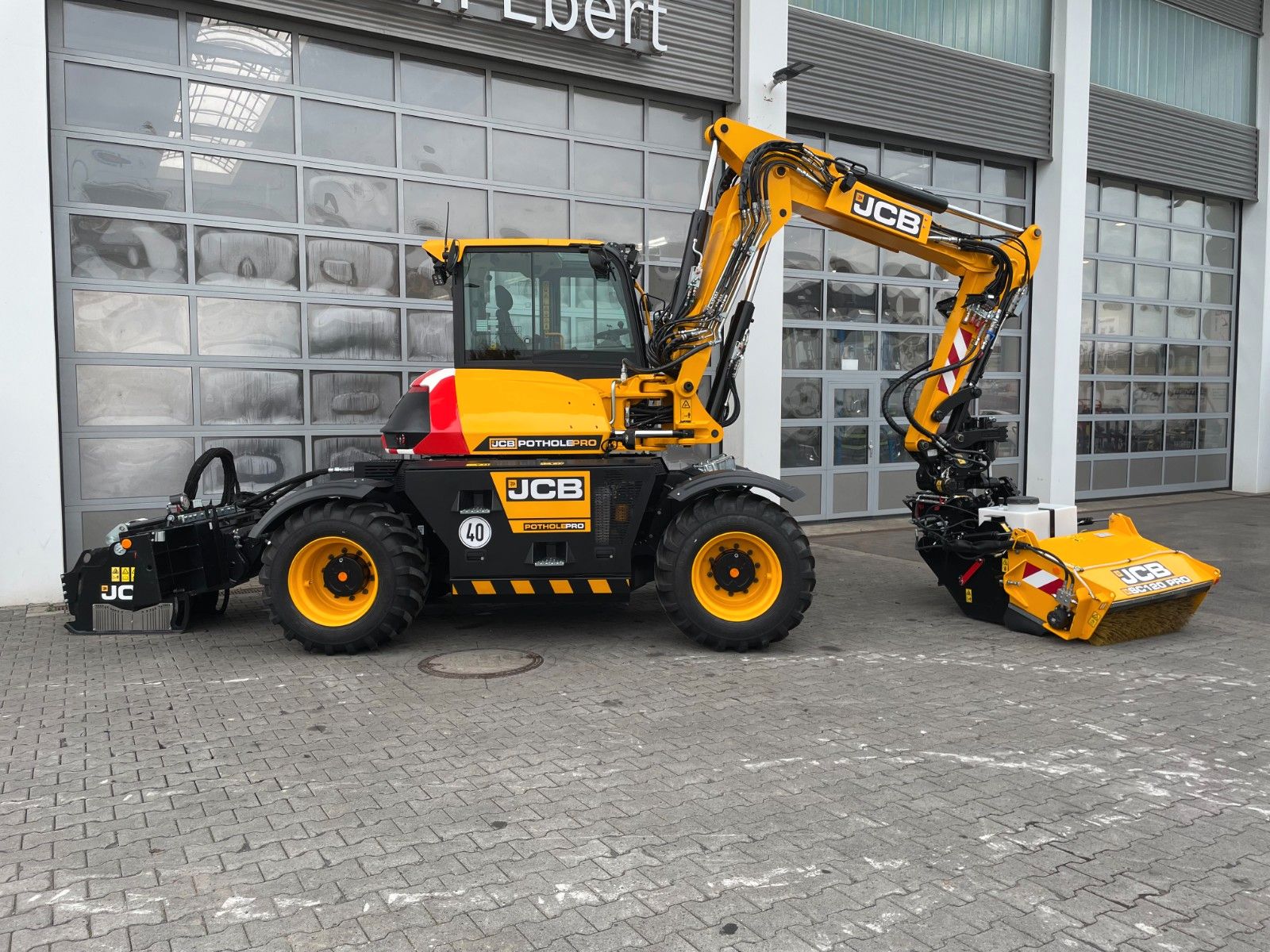 Fahrzeugabbildung JCB Hydradig 110W / POTHOLE PRO / nur 79h! / 2025
