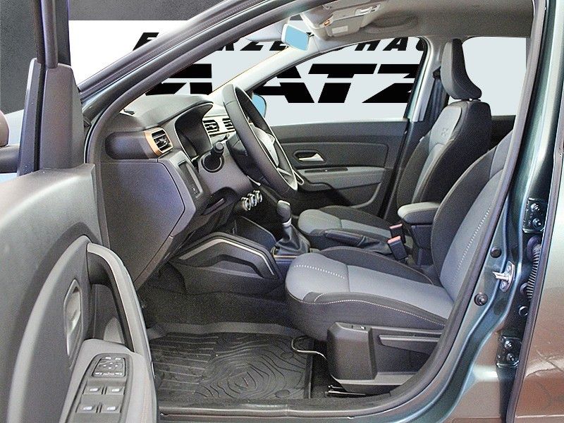 Fahrzeugabbildung Dacia Duster TCe 130 Extreme*Media Nav*Sitzhzg*