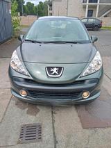 Peugeot Auto Peugeot 207/1.4 Benzin/BJ2008/TÜV 03/... - Peugeot 2008: 2.0