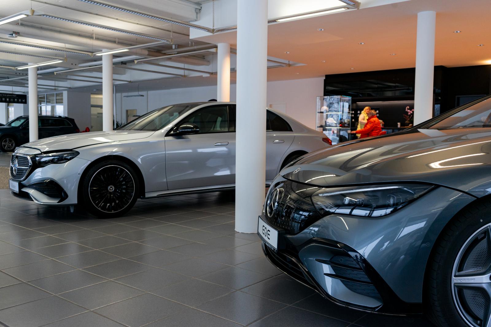 showroom-image-bottom