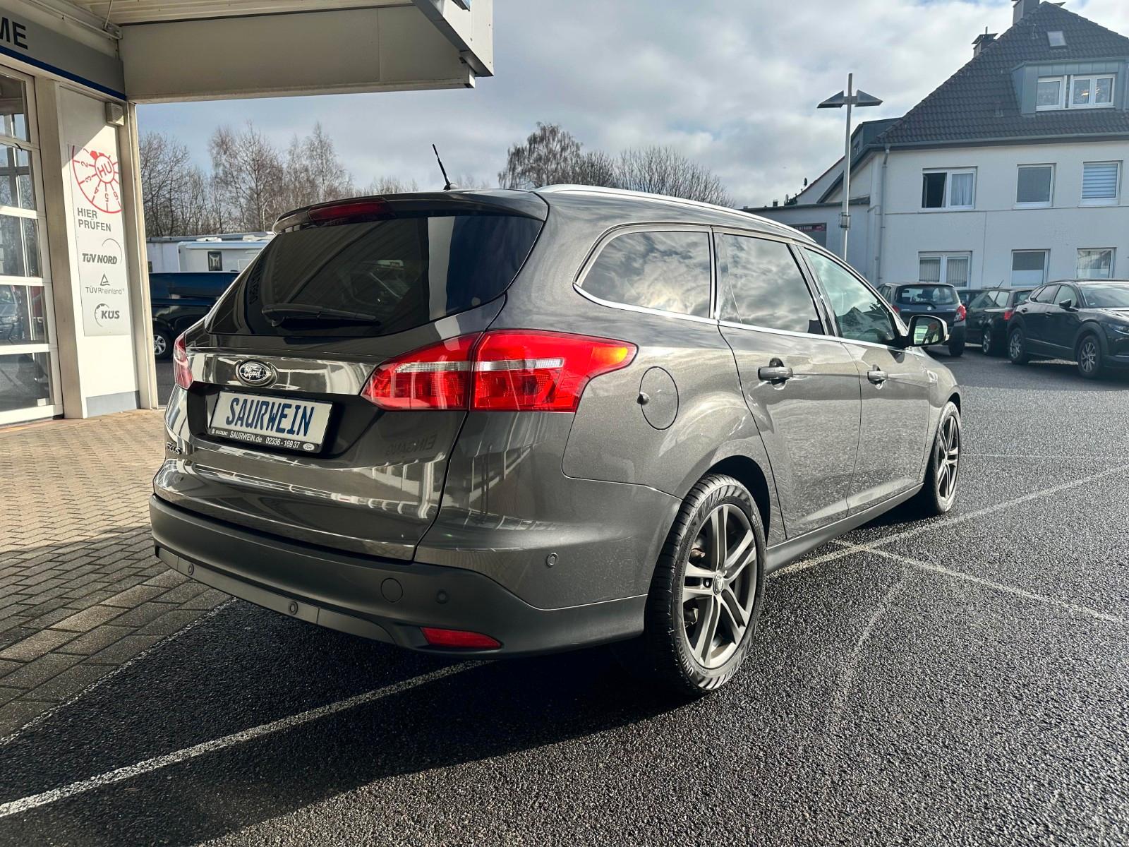 Ford Focus Turnier Titanium