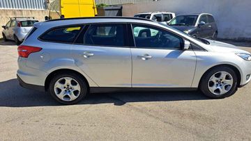 Ford Focus - 7