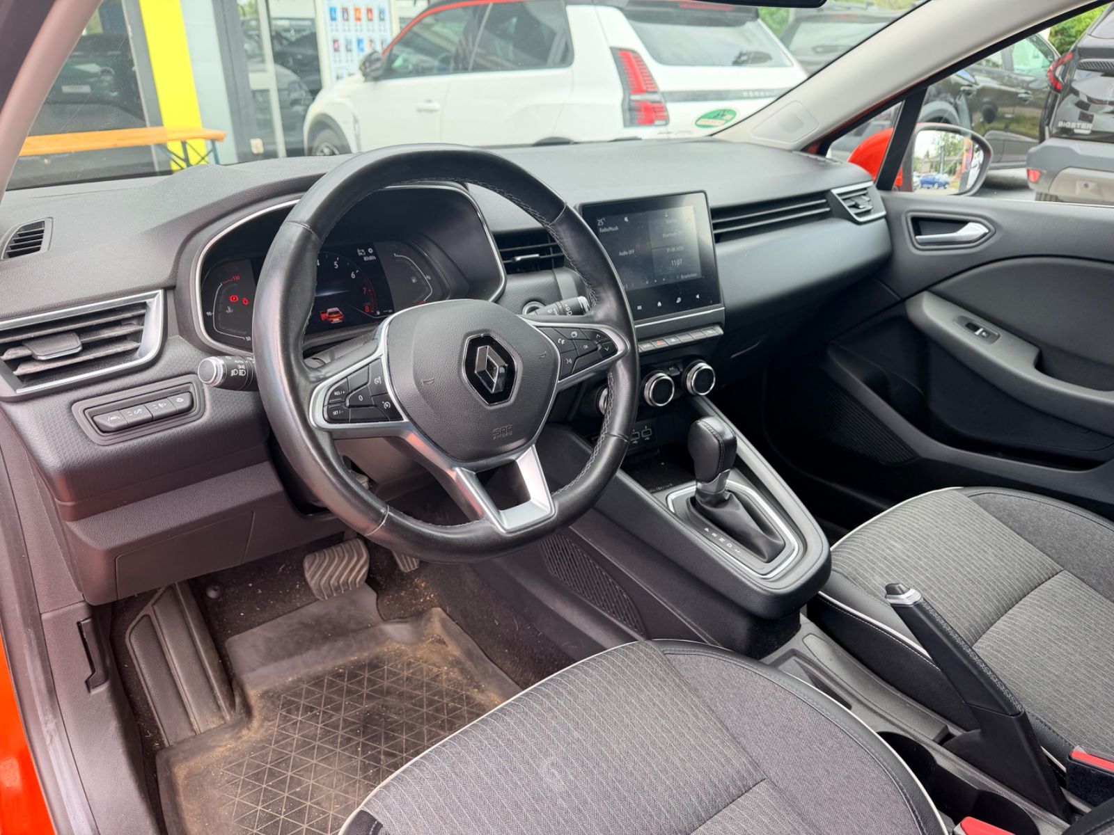 Fahrzeugabbildung Renault Clio V Intens