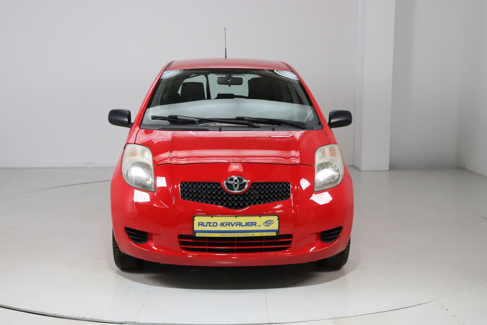 Fahrzeugabbildung Toyota Yaris 1.0-l-VVT-i * HU/AU bis 03.2026 *