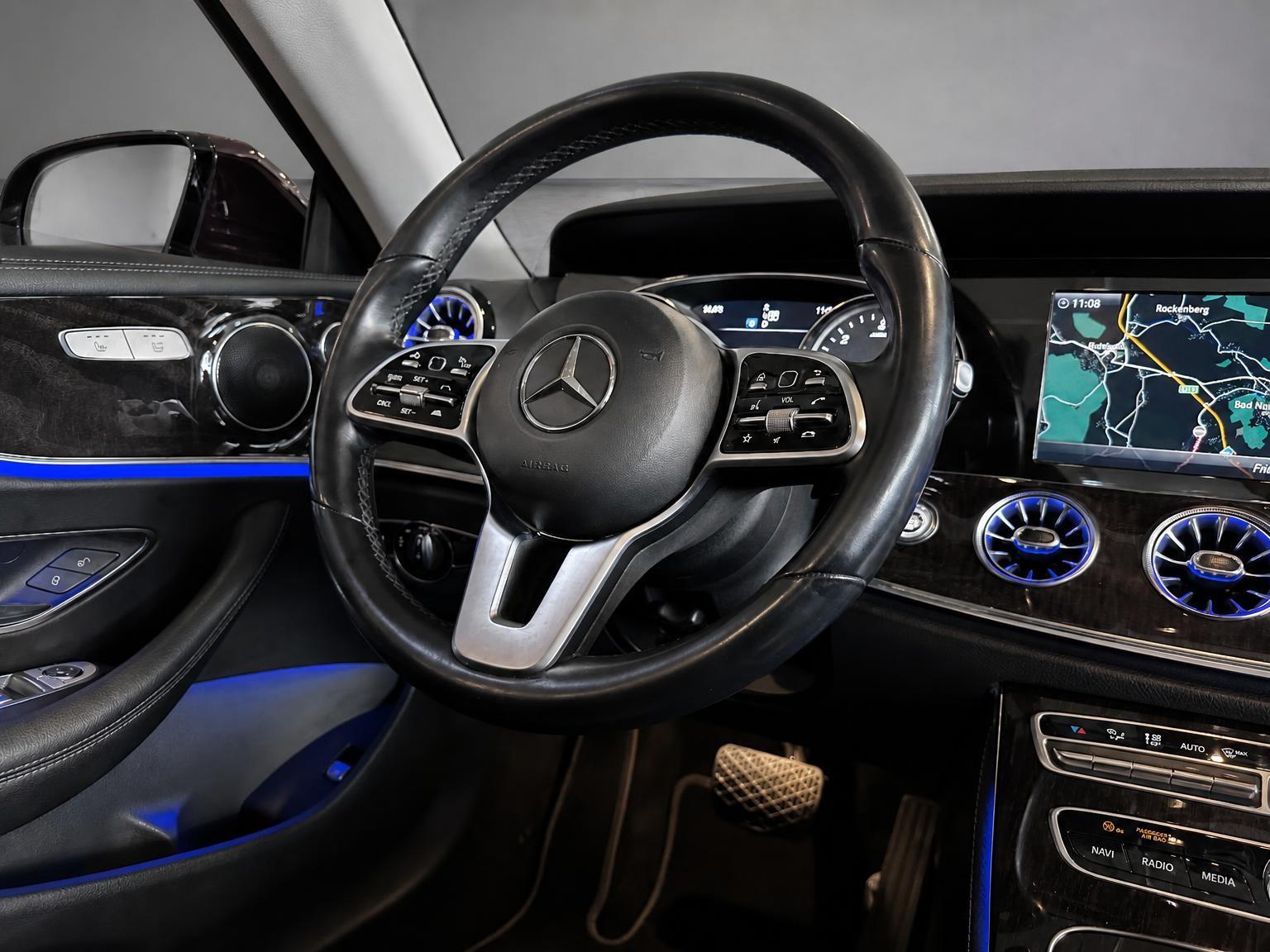 Mercedes-Benz E 220d Cabrio//NAVI//2.Hand//Massage