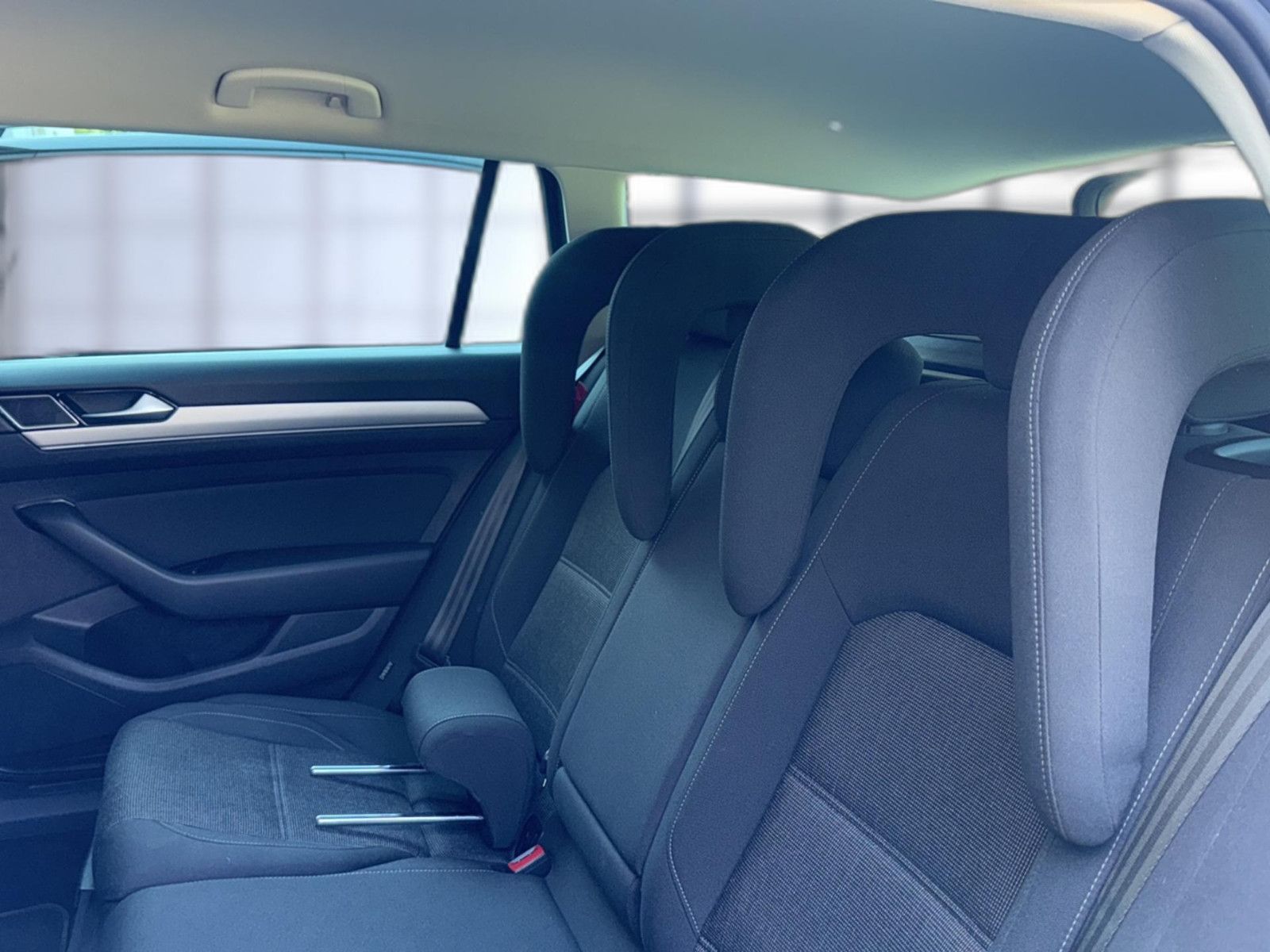 Fahrzeugabbildung Volkswagen Passat Variant  2.0 TDI / unfallfrei