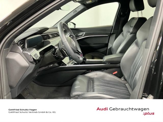 Audi e-tron - Bild 12