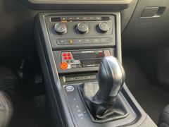 VW Touran 2.0 TDI Trendline Taxi DSG 7-Sitz Nav Shz VW Touran 2.0 TDI Trendline Taxi DSG 7-Sitz Nav Shz