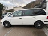 Volkswagen VW Sharan in Weiß - gebrauchte VW Sharan aus dem Jahr 2007