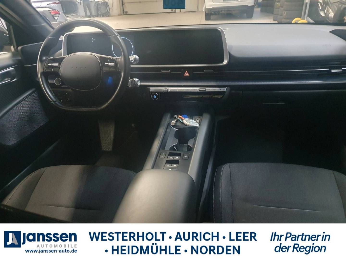 Fahrzeugabbildung Hyundai IONIQ 6 Heckantrieb DYNAMIQ-Paket inkl. Glasschi
