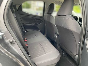 Toyota Yaris - 7