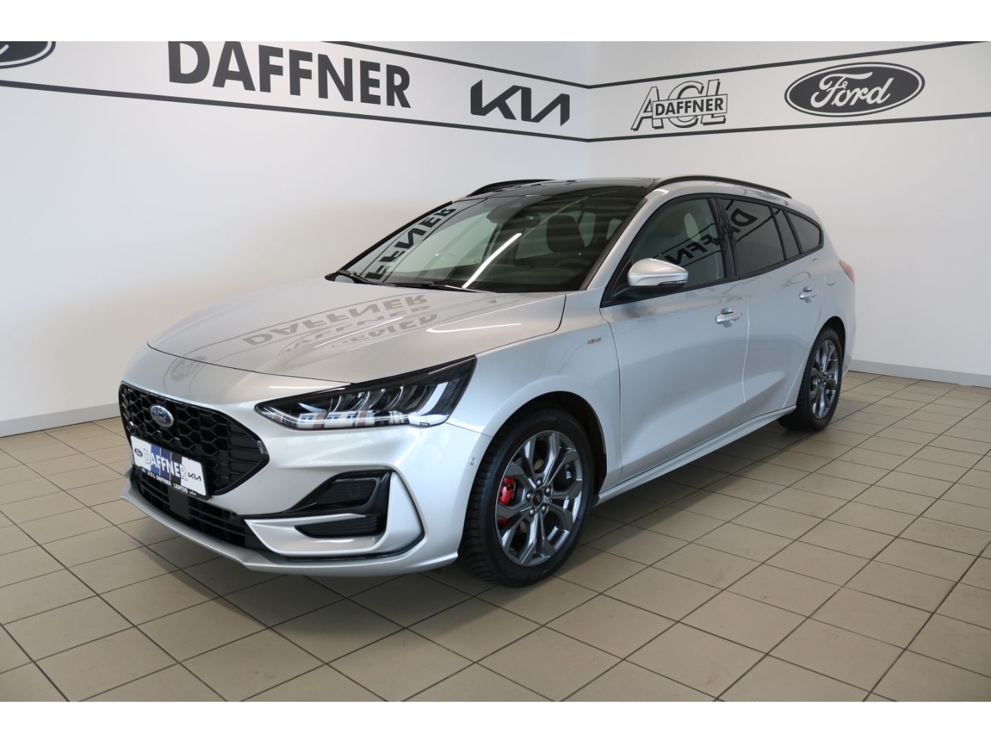 Fahrzeugabbildung Ford Focus ST-Line X VerkehrszeichenERK LED Tempomat
