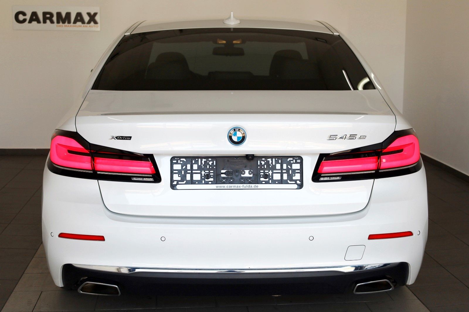 Fahrzeugabbildung BMW 545e xDrive Luxury Line,Navi,SD,4xSH,Kam,AHK,+WR