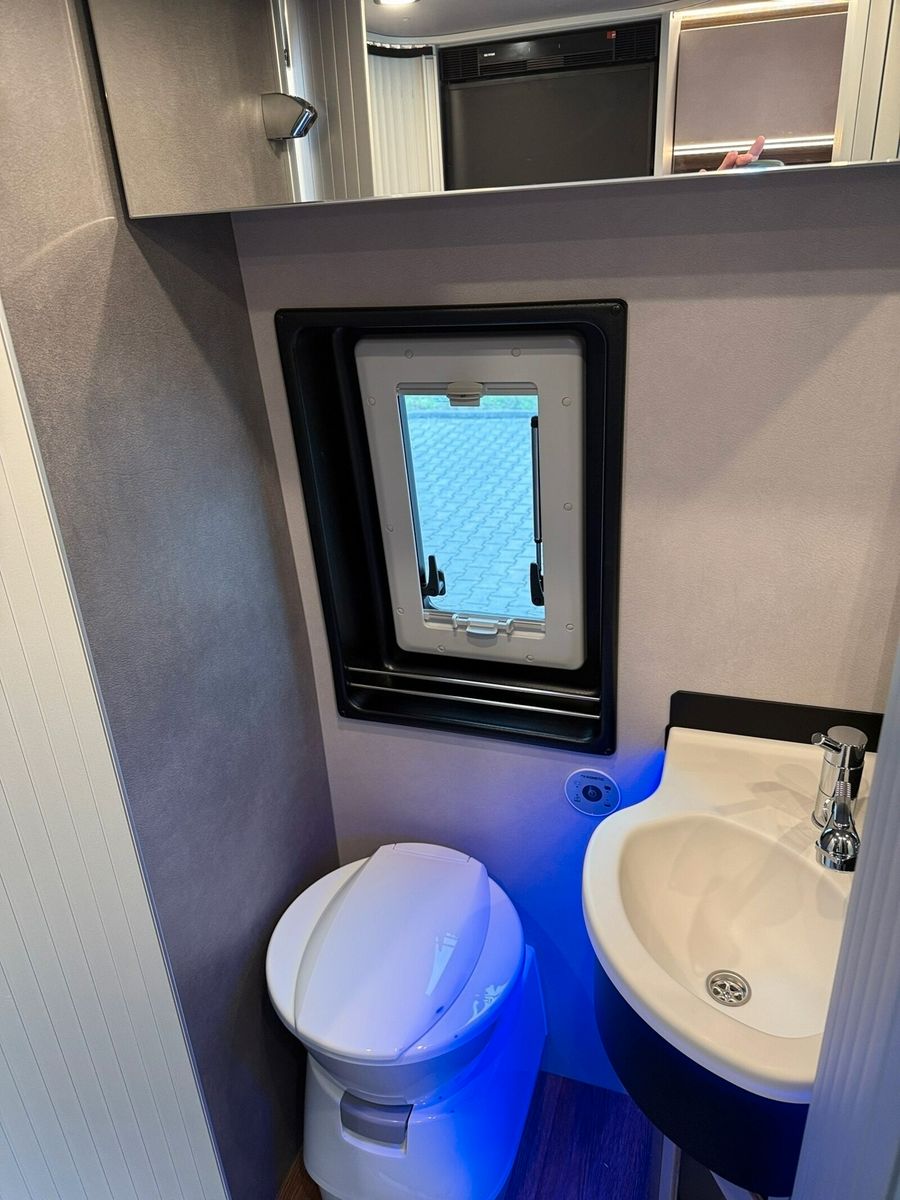 Fahrzeugabbildung Pössl Summit Shine 640 R Fiat 180 PS Dieselheizung,ACC