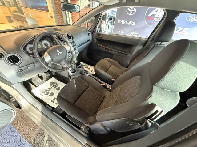 Mitsubishi Colt Inform