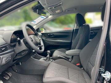 Hyundai BAYON Trend Mild-Hybrid 2WD " Navi+Lichtpaket"