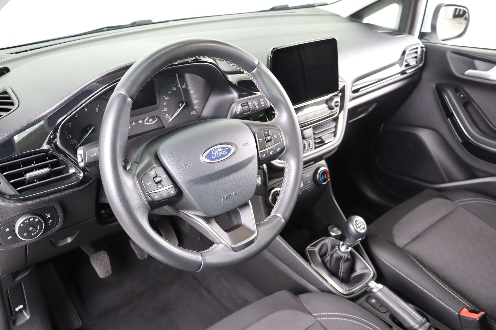 Fahrzeugabbildung Ford Fiesta 1.0 l Active * Klima * SHZ * PDC