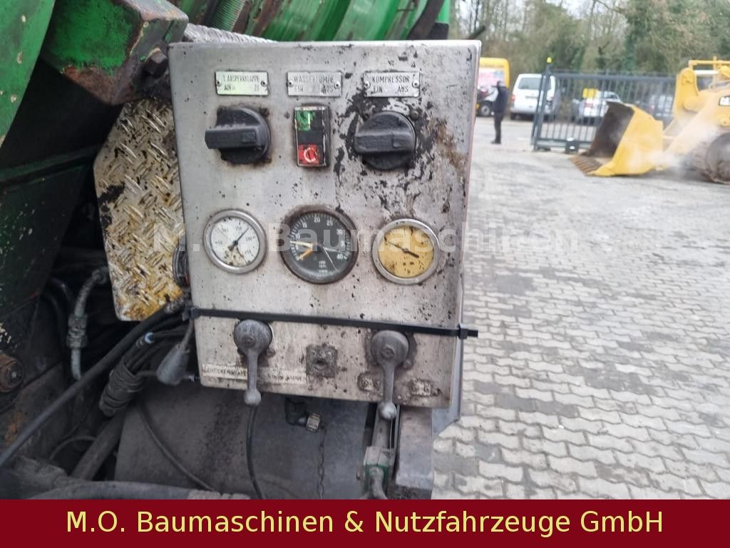 Fahrzeugabbildung Mercedes-Benz 2534 L / Saug / Spühlwagen / 6x2 / Euro 1 /