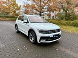 Volkswagen Tiguan 2.0 TDI SCR 140kW DSG BMT 4MOT Highli... - VW Tiguan Gebrauchtwagen in Wiesbaden
