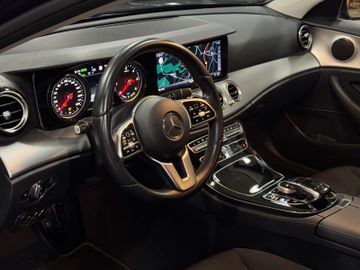 Mercedes E 300 - 5