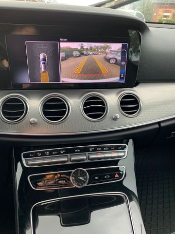Fahrzeugabbildung Mercedes-Benz E 220  Td Avantgarde+LED+Comand+Spur+Kamera+AHK