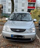Kia Carnes Auto - Kia Carens mit Benzin-Antrieb: Automatik
